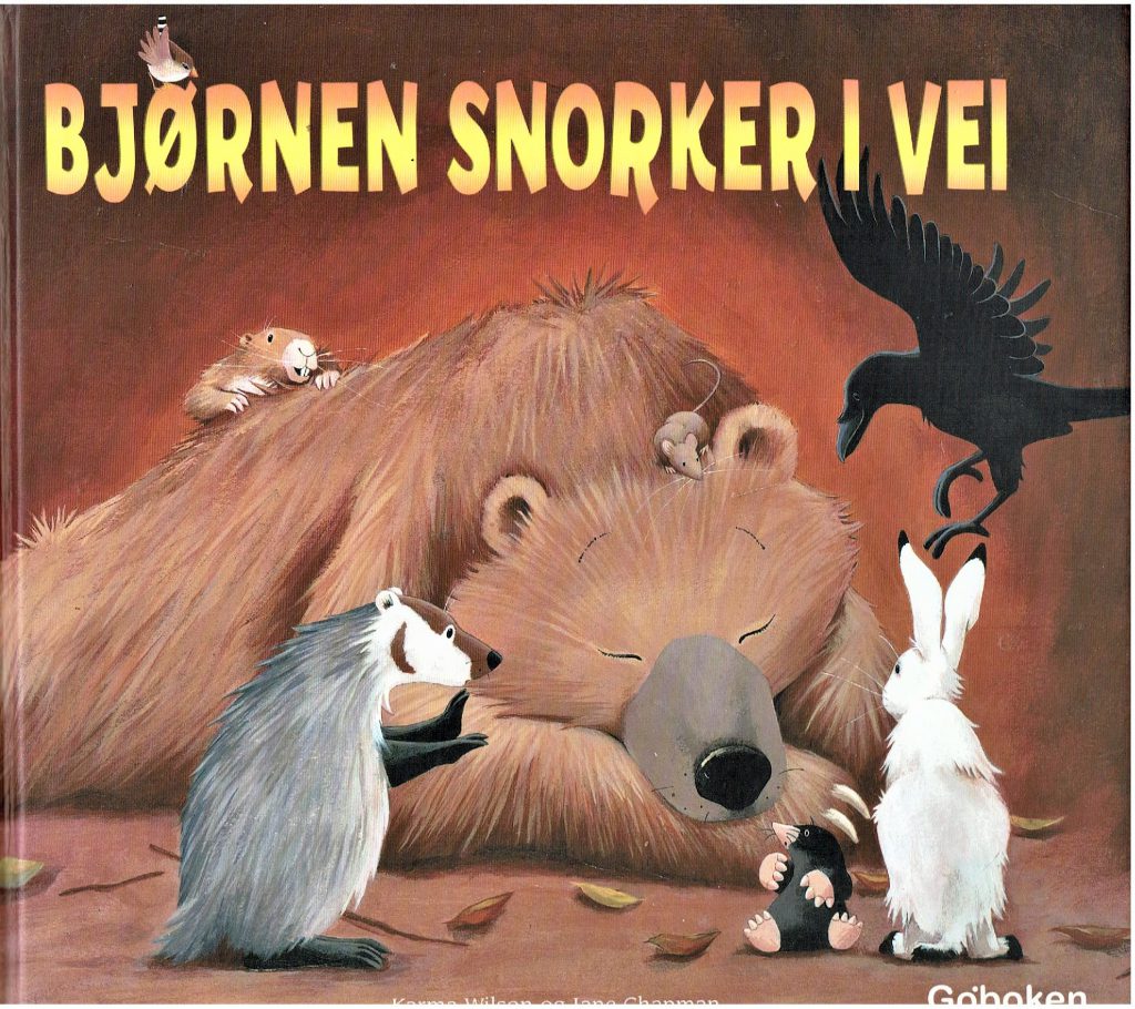 Omslag: Bjørnen snorker i vei