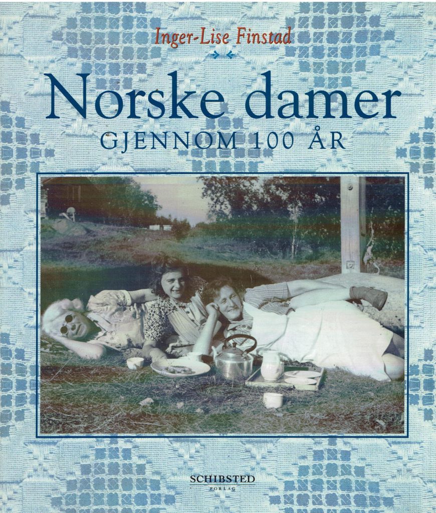 Omslag: Norske damer gjennom 100 år