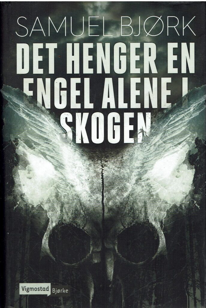 Omslag: Det henger en engel alene i skogen